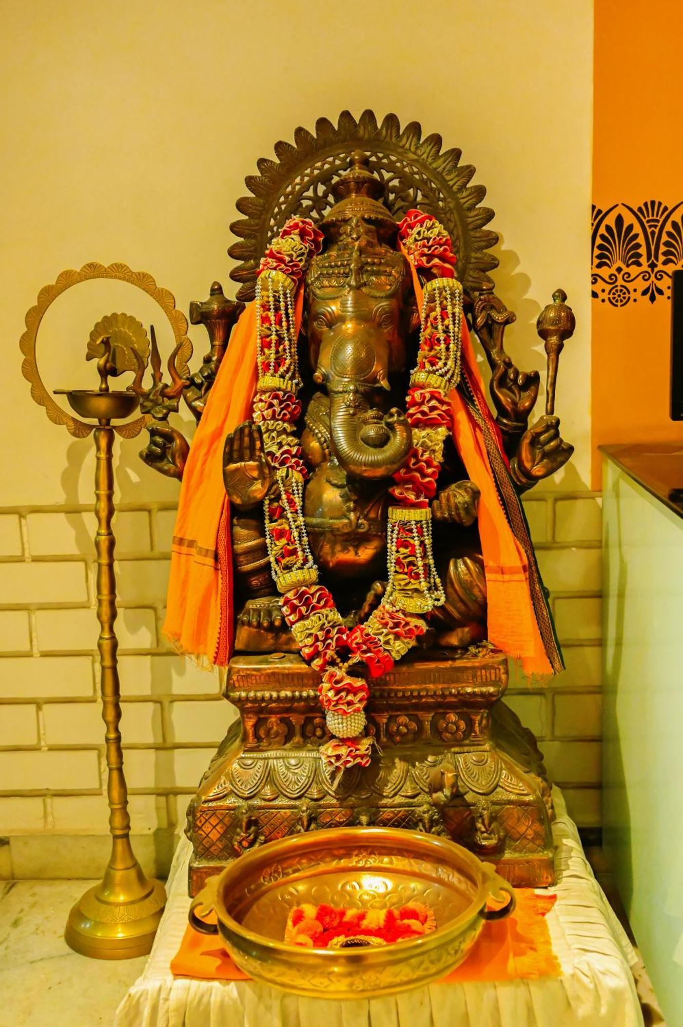 Trimrooms Buddha Varanasi Luaran gambar